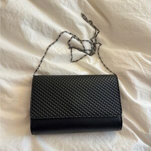 Crossbody bag and shoulder bag